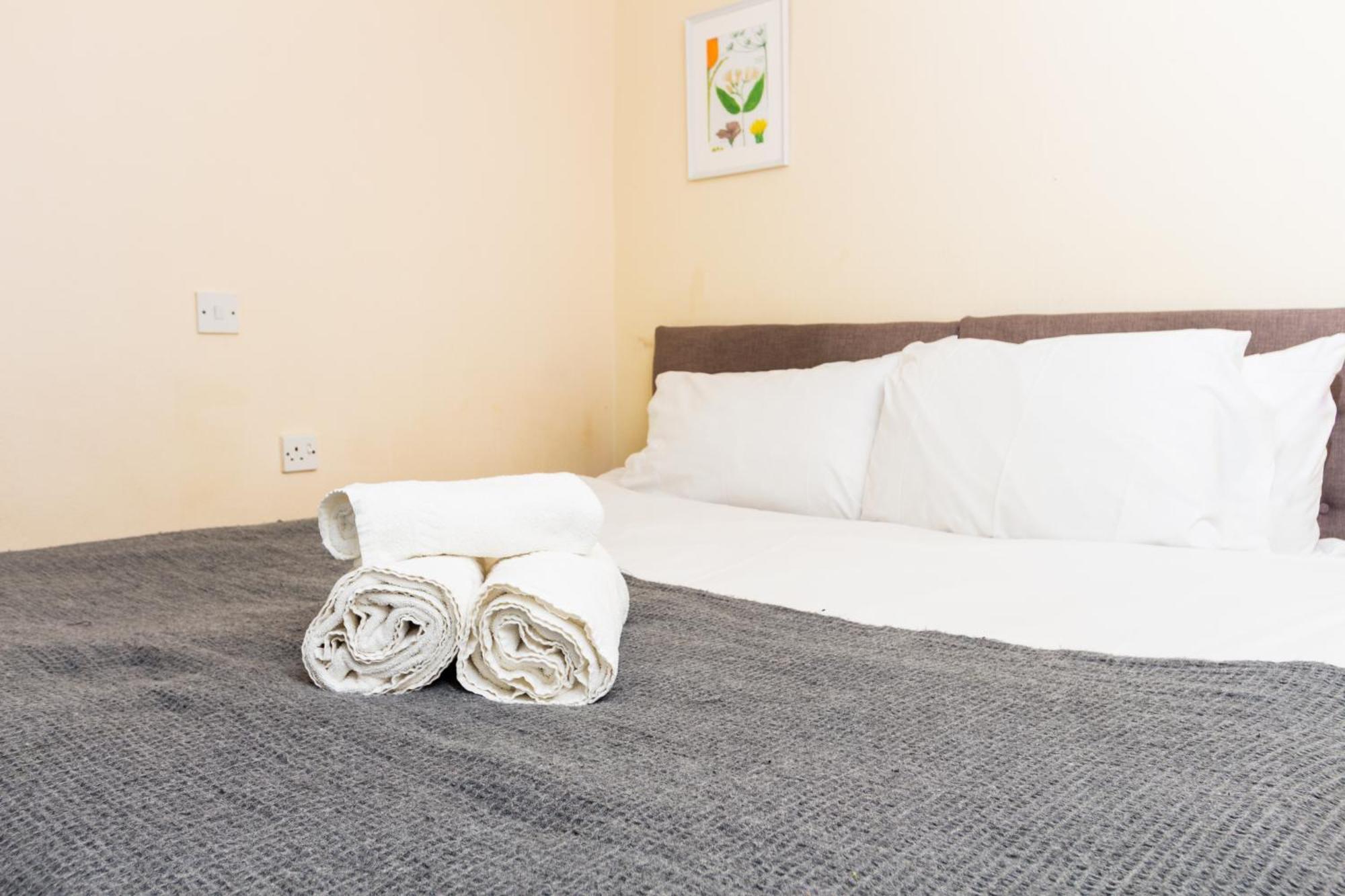 Studio In Stretford With Great Transport Links Apartamento Manchester Exterior foto